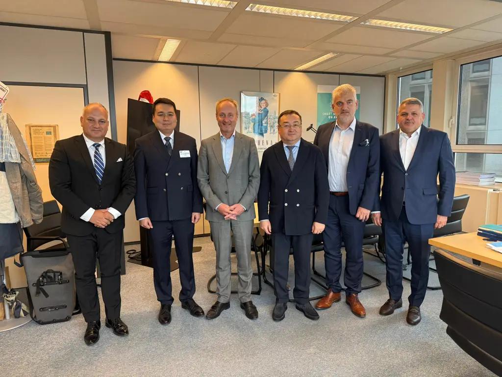 ЕС впервые за 19 лет направил позитивное письмо Кыргызстану по черному списку в авиации