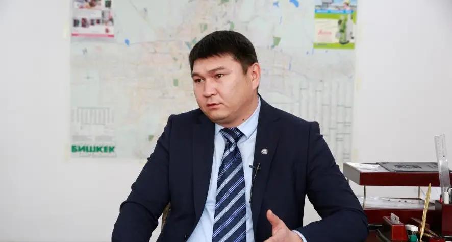 Наша задача — пересадить горожан на общественный транспорт — Уезбаев