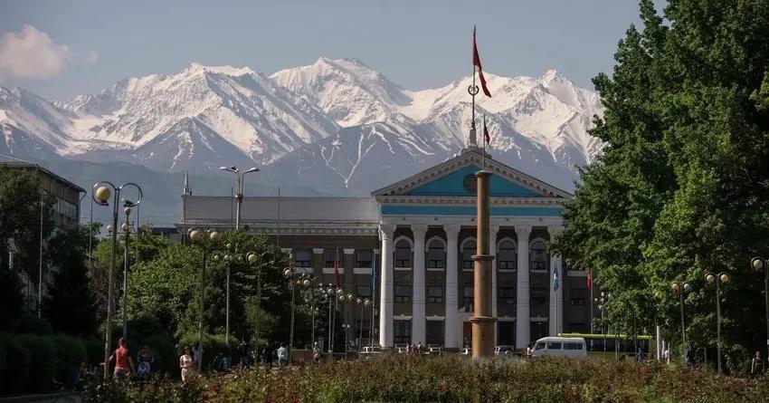 Предварительные итоги 2016 года от мэрии Бишкека: дороги и маршрутки, коррупция и «Безопасный город»