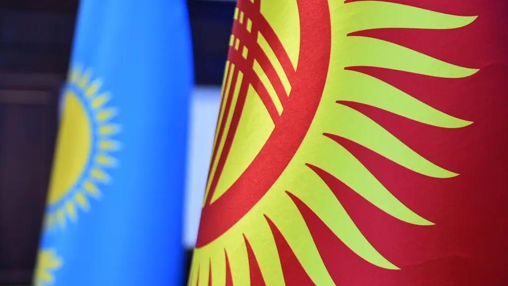 Кыргызстан или Казахстан — кто станет логистическим хабом в ЦА?