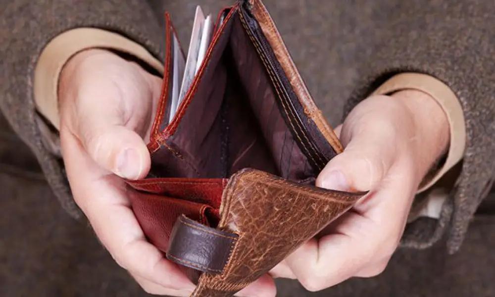 Каждый третий кыргызстанец в 2021 году оказался за чертой бедности