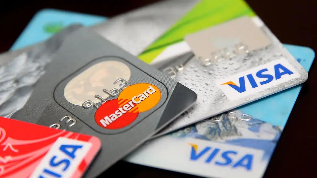 Отразится ли приостановка работы Visa и Mastercard в РФ на денежных переводах в КР