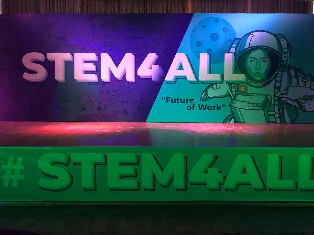 Какие навыки прокачивать, чтобы быть востребованным в будущем