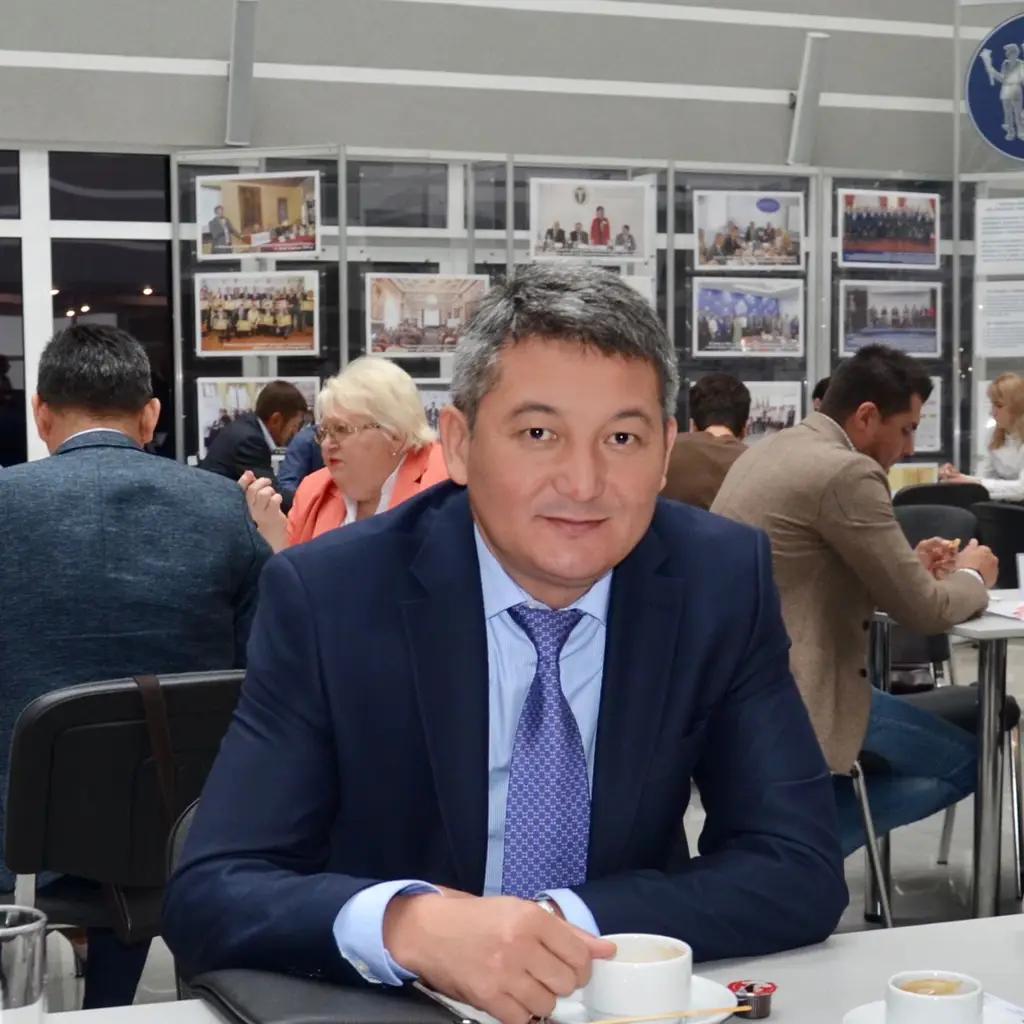 Алмаз Сарыбаев: Нужно освободить малый бизнес от всех видов налогов