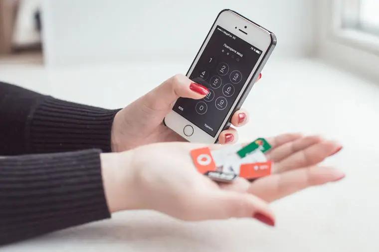 «Мобильное рабство»: миллионные расходы на ветер?