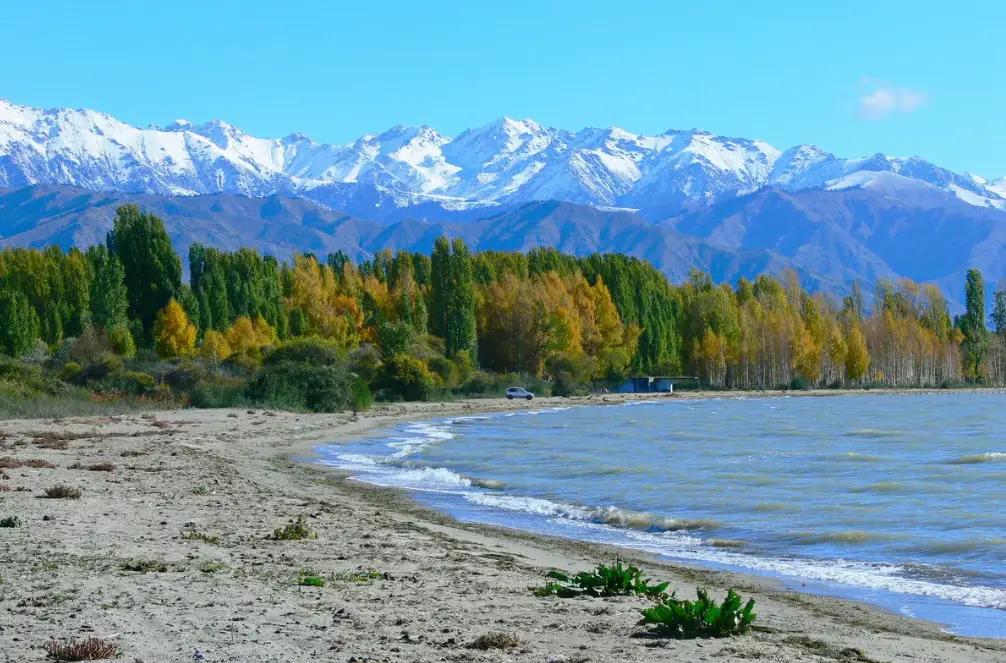 Строительство отеля Азербайджаном. Комитет ЖК не согласен с условиями