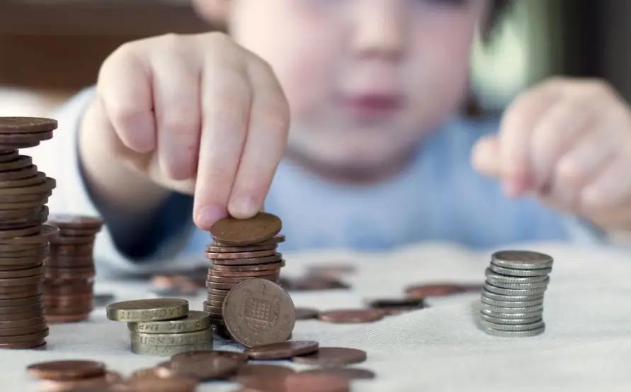 В Кыргызстане задумались о финансовой подушке для несовершеннолетних