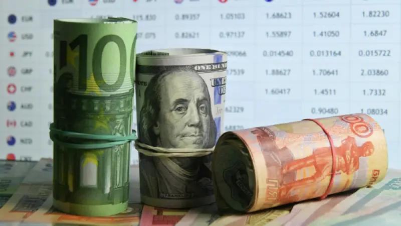 Операции с валютой принесли пяти банкам миллиардные прибыли
