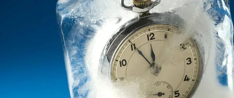 Улуттук банк онлайн-насыя алууда кардарларга ойлонуу мөөнөтүн киргизүүнү сунуштады