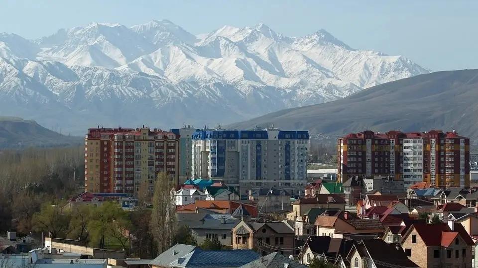 Недвижимость превратилась в роскошь: в Оше дома подорожали на 19%, в Бишкеке — на 35%