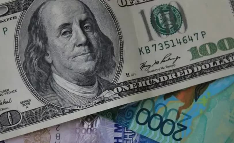 Курс доллара в Казахстане вырос на 13 тенге