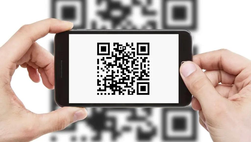 НБ КР хочет обязать банки установить QR-коды в магазинах