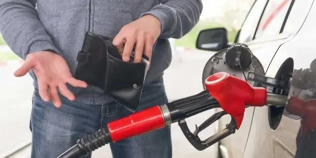 Нефтетрейдеров КР просят сдерживать цены на ГСМ