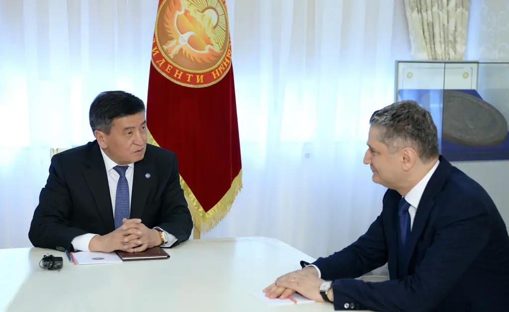 Президент Кыргызстана принял председателя коллегии ЕЭК Тиграна Саркисяна