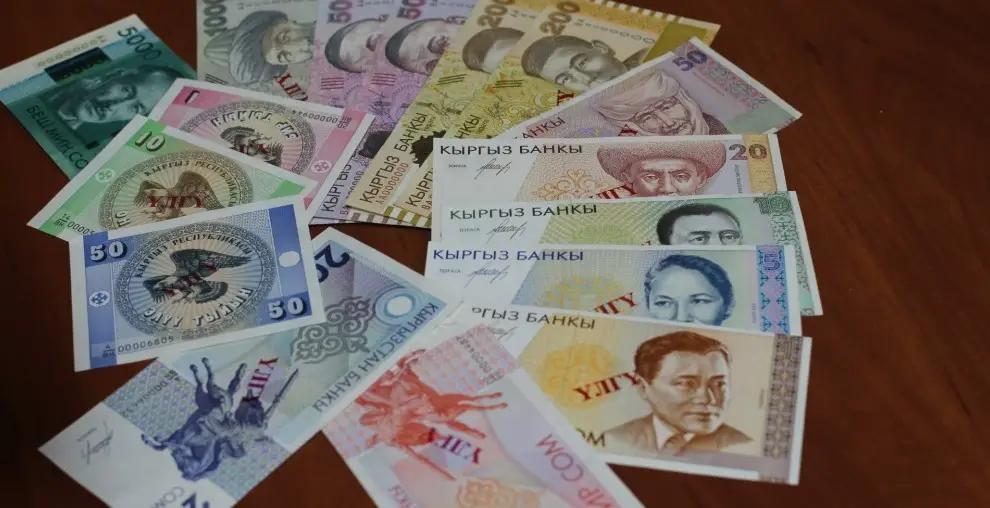 Нацбанк вводит в обращение банкноты нового образца