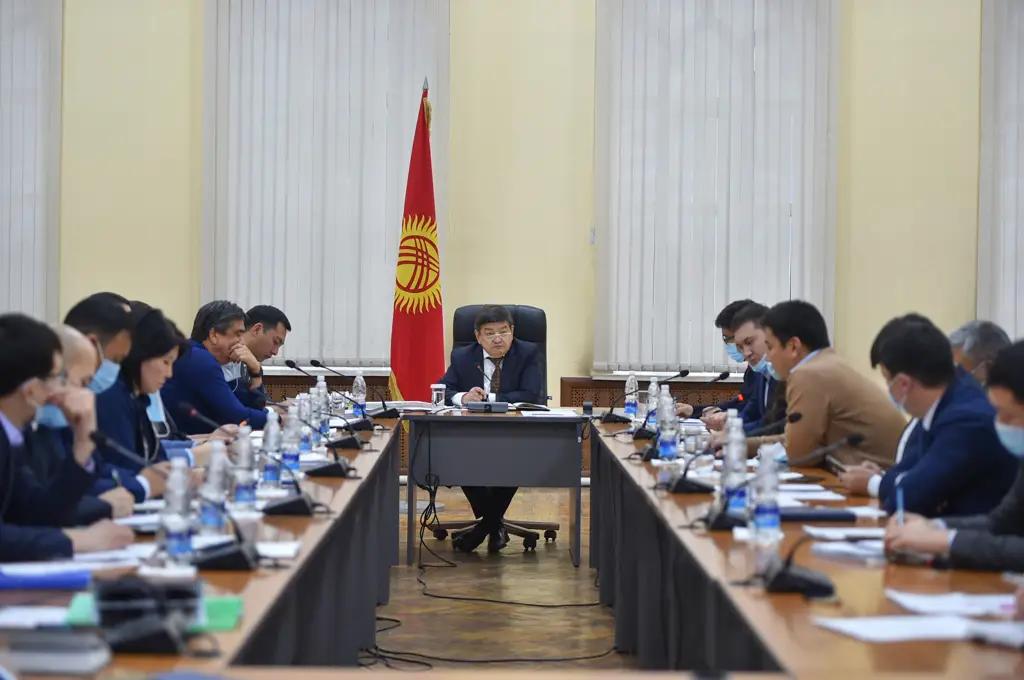 Акылбек Жапаров провел совещание по развитию туризма