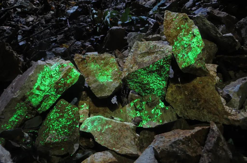 Президент снял мораторий на разработку урановых месторождений