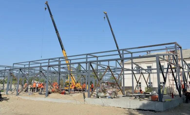 В Оше строят школу на средства от борьбы с коррупцией