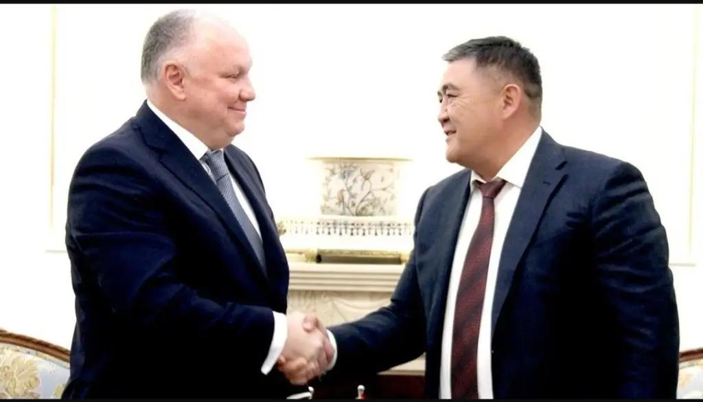 Кыргызстан закупит у России военную технику