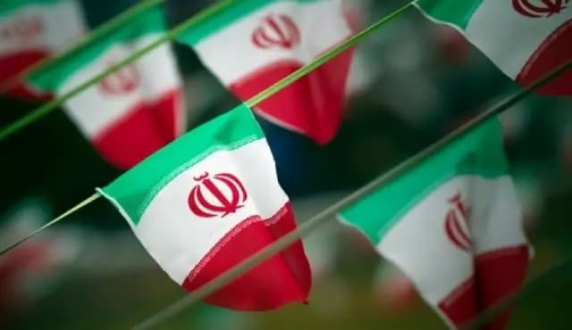 Конгресс США будет добиваться новых санкций против Ирана