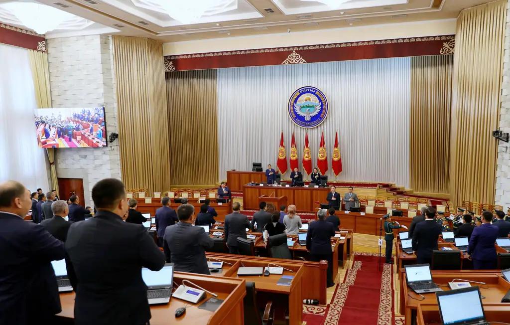 Расходы аппарата Жогорку Кенеша в феврале вырастут более чем в 1.5 раза