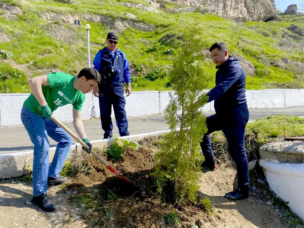 Сотрудники MegaCom вышли на субботник в Оше