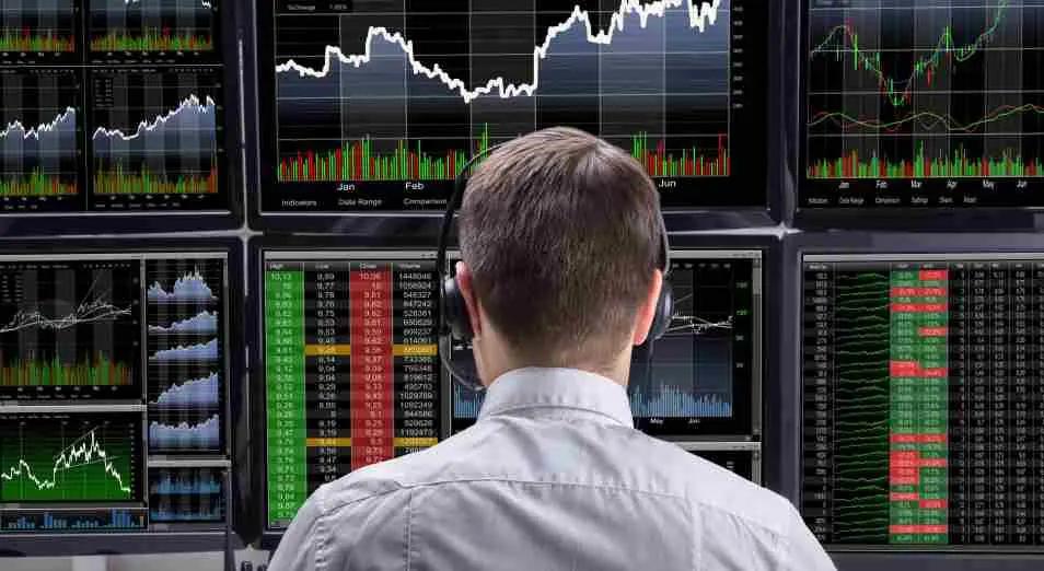 Объем торгов драгметаллами на товарной бирже России вырос в 2 раза