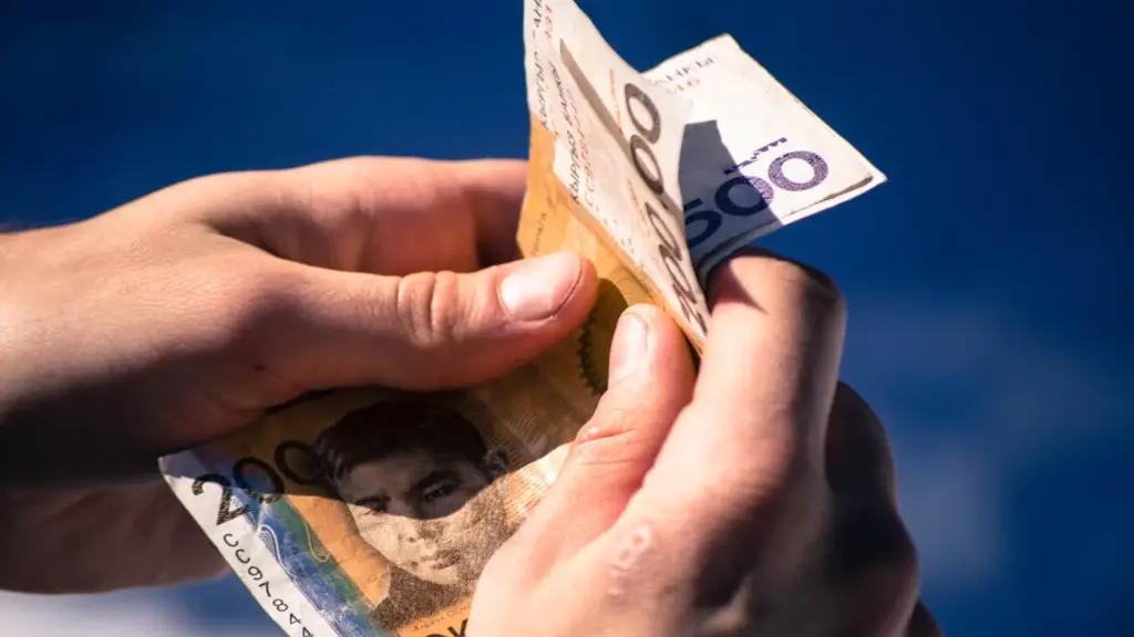 В Кыргызстане реальные доходы населения выросли на 7.1%