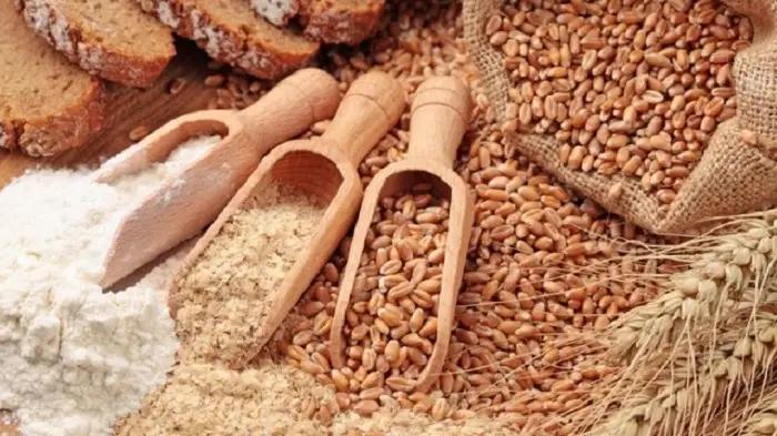 Казахстан ограничил вывоз пшеницы и муки до конца сентября