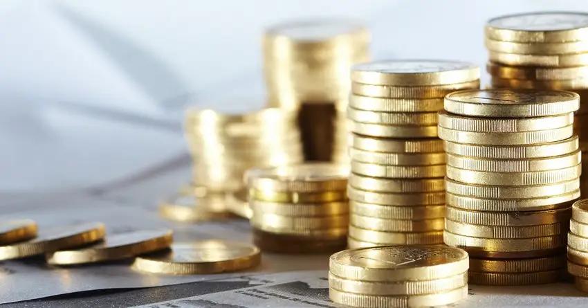 В ноябре клиенты комбанков КР положили на сомовые депозиты рекордные 23 млрд сомов