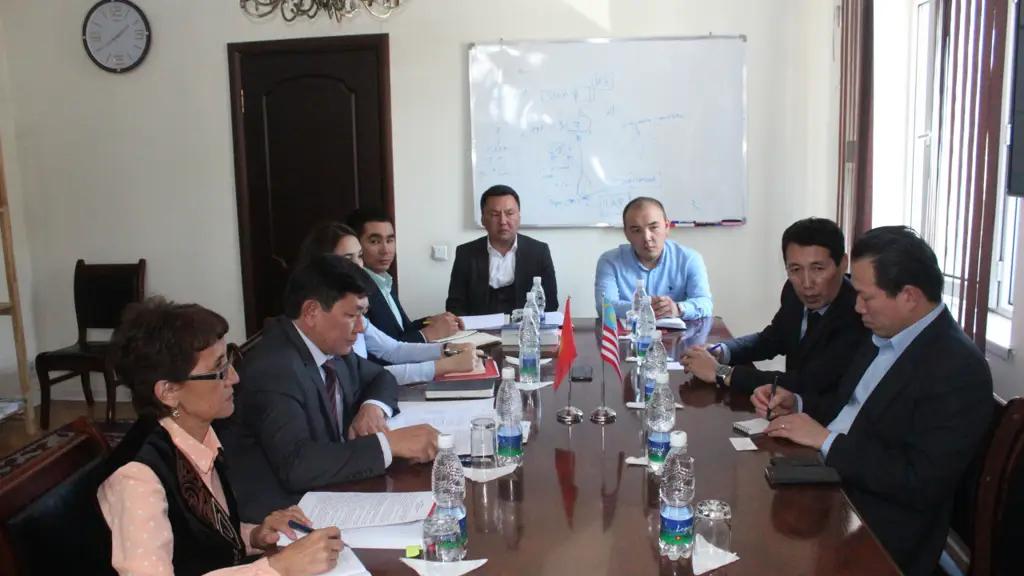 Малайзия поможет КР развивать халал-индустрию