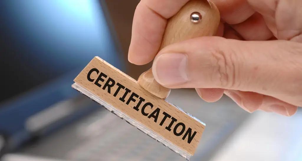 Госстрой за 10 месяцев работы выдал 1.4 тысячи сертификатов