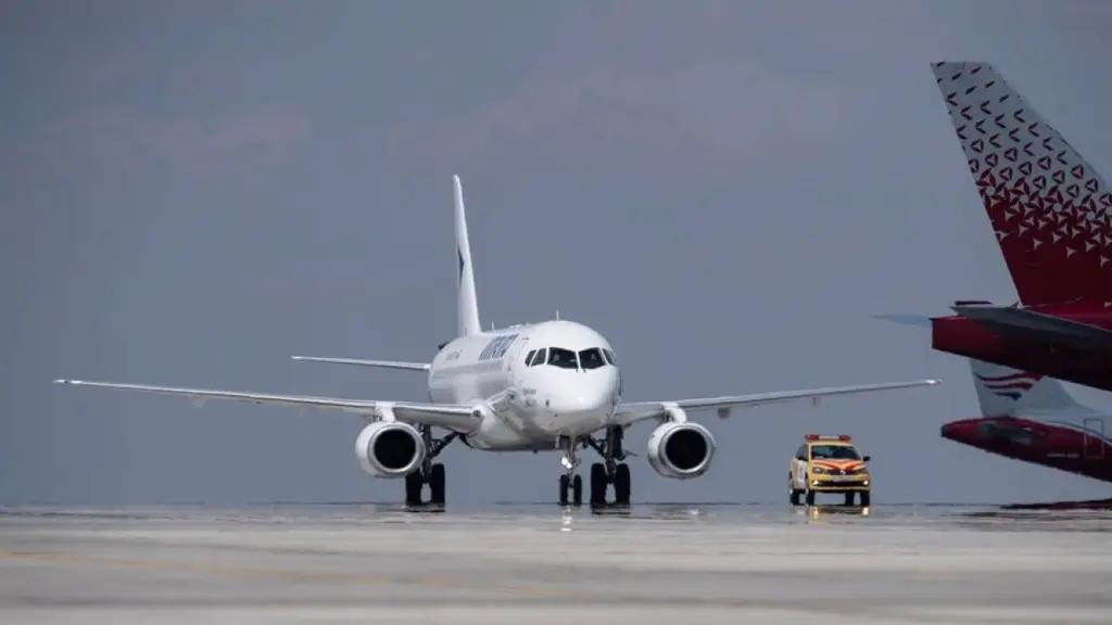 США и Китай возобновили часть рейсов между двумя странами