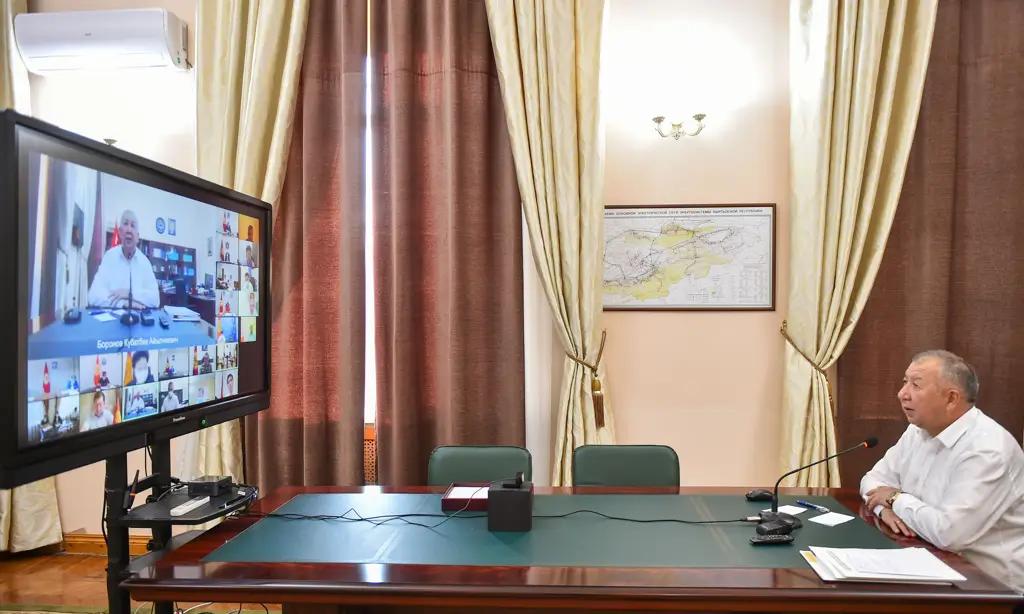 Во всех регионах необходимо организовать производство СИЗ — Боронов