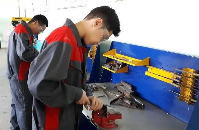 В РК трудостоят более 1.2 млн человек