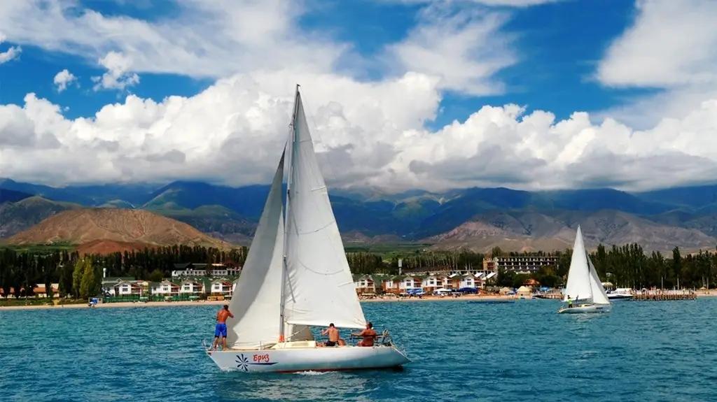 Каракол вошел в топ-10 популярных горных курортов СНГ