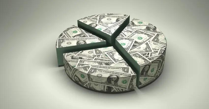 На погашение госдолга Минфин КР потратил за 10 месяцев 17.7 млрд сомов