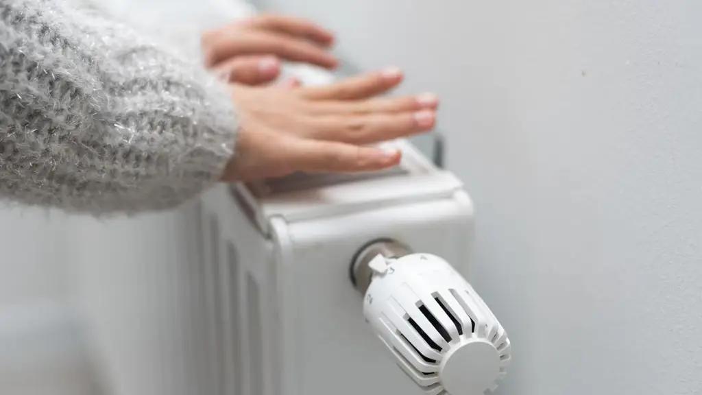 В некоторых частях КР завершают отопительный сезон