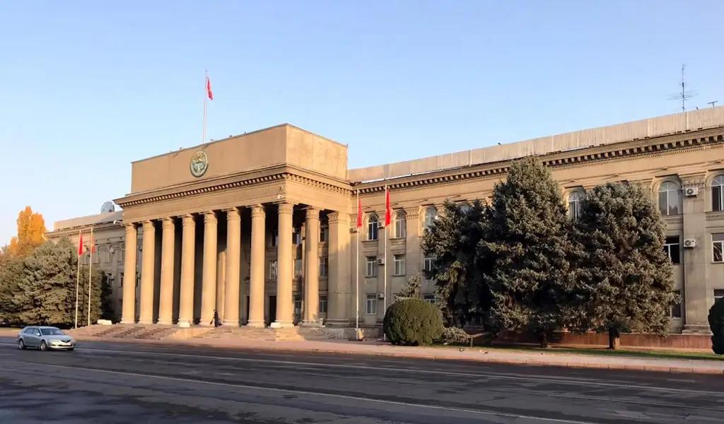 В КР утвержден типовой порядок организации закупок госпредприятиями