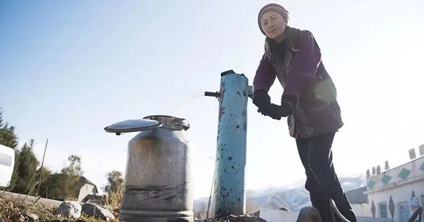 Комитет ЖК одобрил получение €6.2 млн у трех доноров на улучшение водоснабжения в Чолпон-Ате