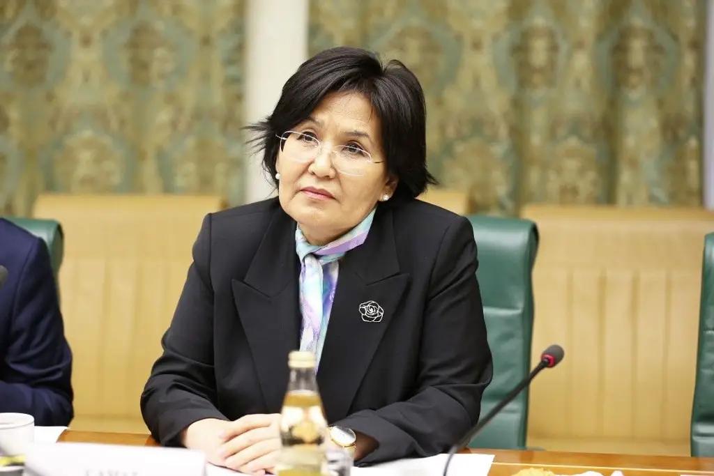 Гульнара-Клара Самат освобождена от должности посла КР в РФ