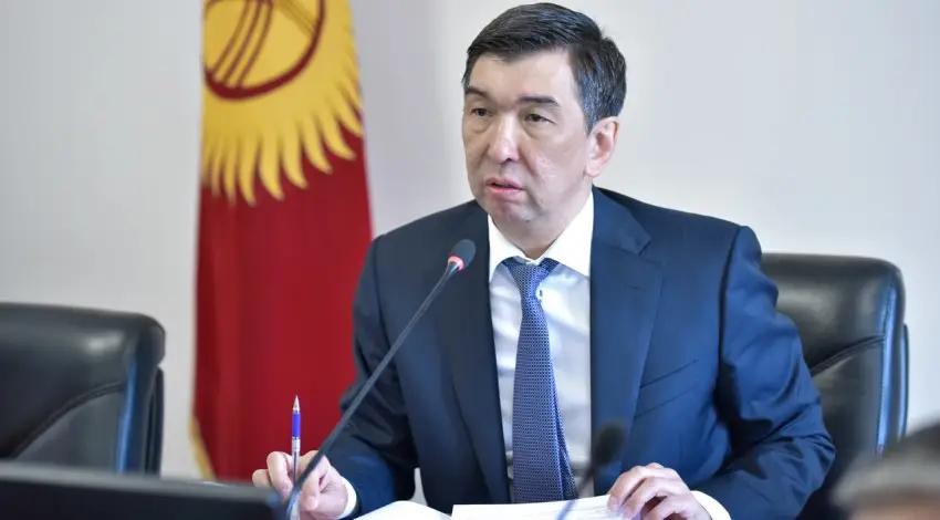 Мэрия столицы: Крупные рынки, магазины продуктов питания и аптеки закрываться не будут