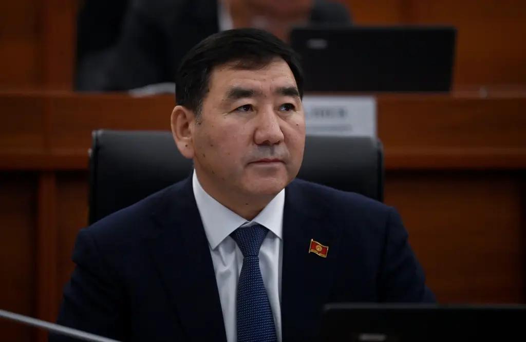 Клиенты уходят из госбанков из-за низкого качества Е-услуг — депутат