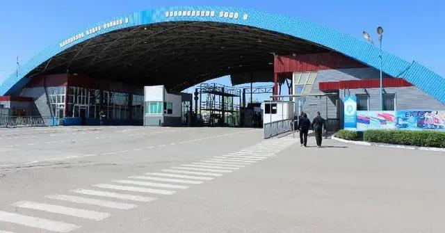 Жээнбеков намерен переговорить с Назарбаевым