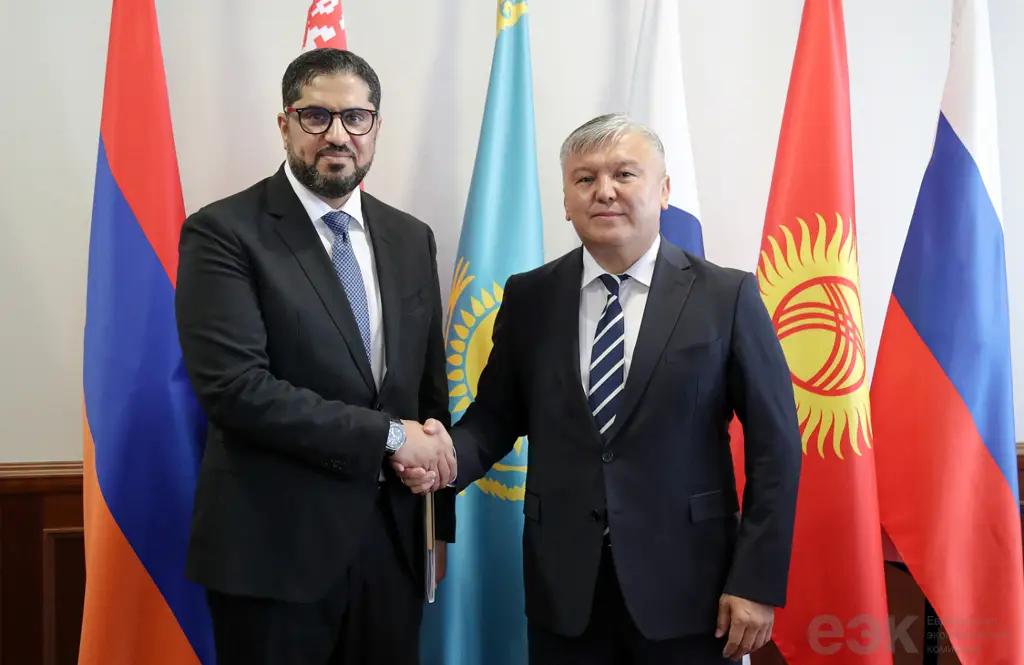 ОАЭ и ЕАЭС обсудили возможность новых логистических маршрутов