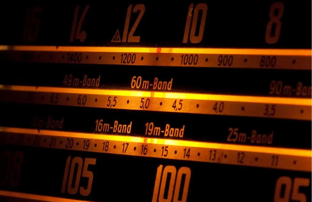 Госагентство связи реализует шесть радиочастот на аукционе