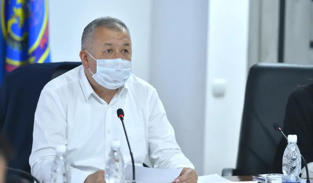 Посещать рынки можно только при наличии маски — Кубатбек Боронов