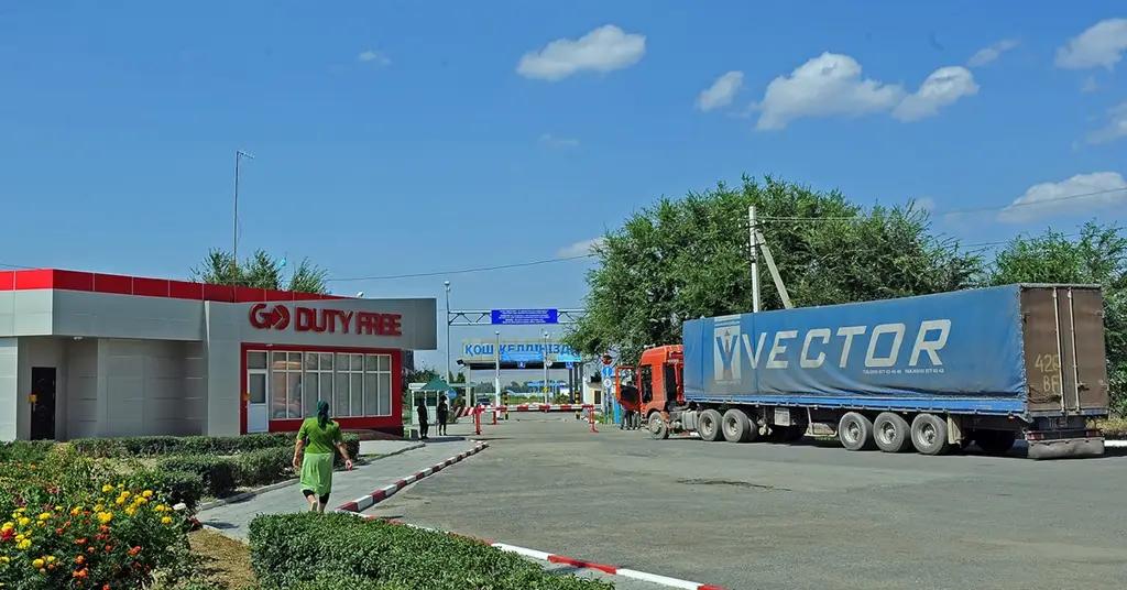 В июле Казахстан вернул в Кыргызстан 473.5 тонны овощей и фруктов