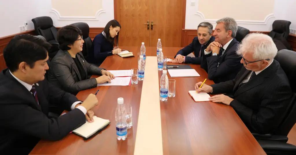 Делегация представителей 10 французских компаний посетила Кыргызстан