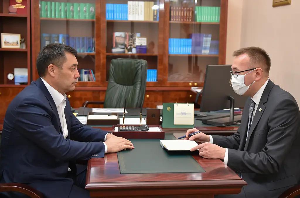 Жапаров поручил Нацбанку возобновить операции по системе SWIFT